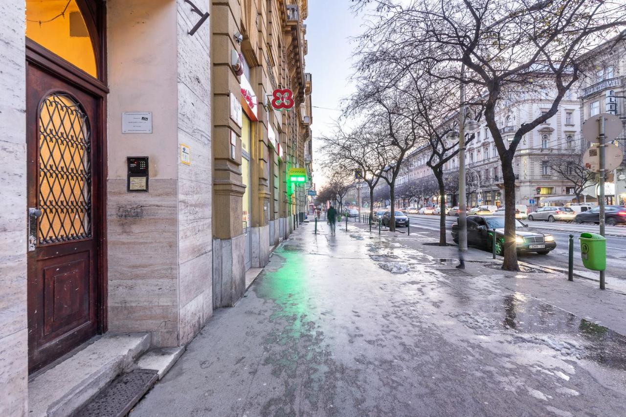 Trendy Grand Boulevard Designer Home Budapest Exterior foto